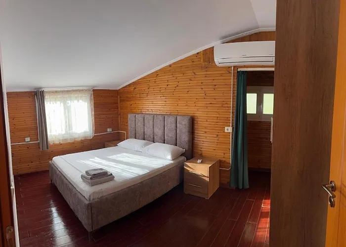 Gasthof Rrjoll House Baks-Rrjoll